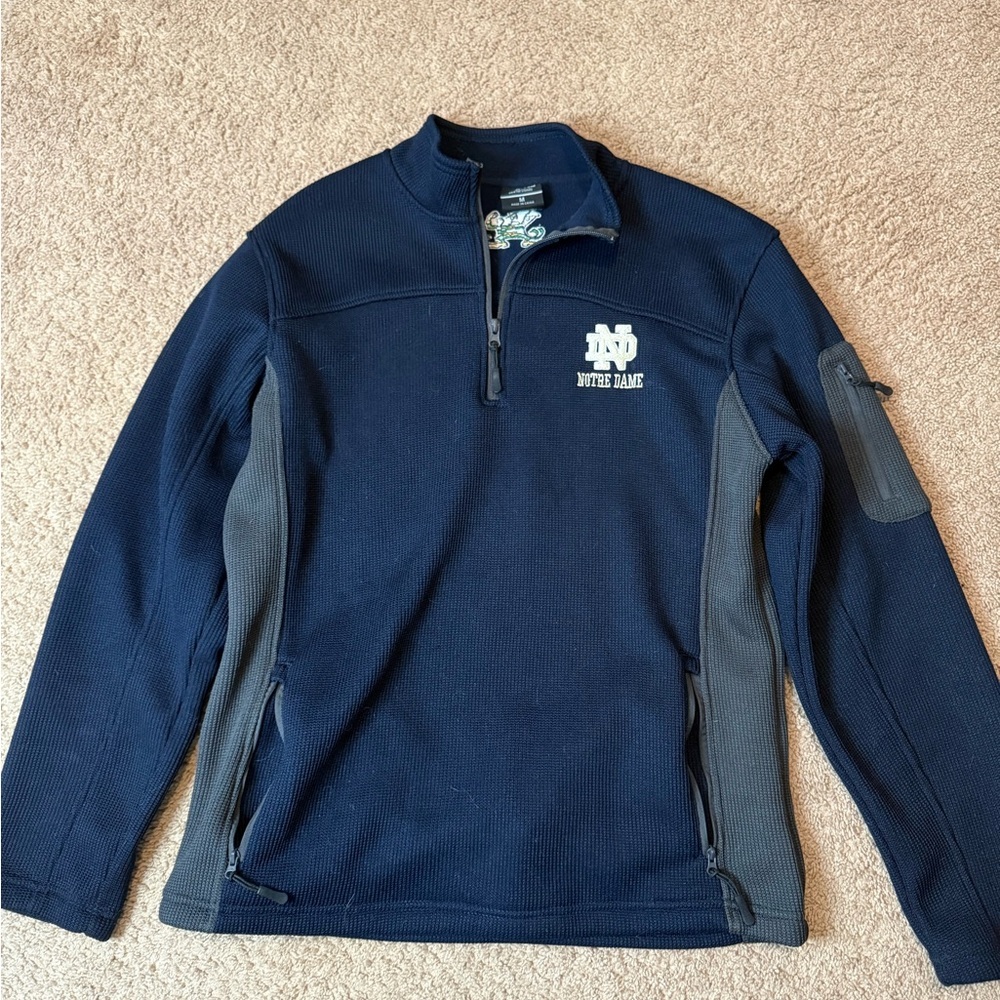 Vintage Notre Dame Fighting Irish Sweater Men's Size medium 
Colosseum